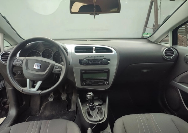 Seat Leon cena 21900 przebieg: 151000, rok produkcji 2011 z Leszno małe 16
